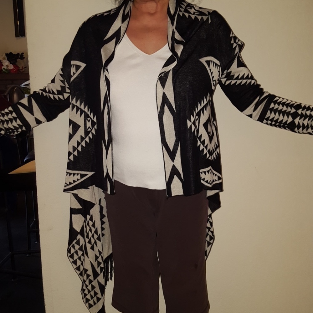 Pronto long sleeve sweater.